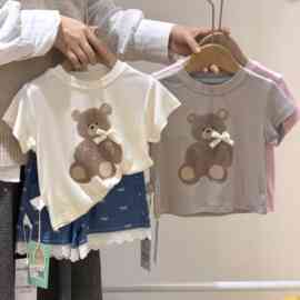 玉米卷可爱风小熊印花短袖T恤女童夏季圆领减龄甜美宽松上衣