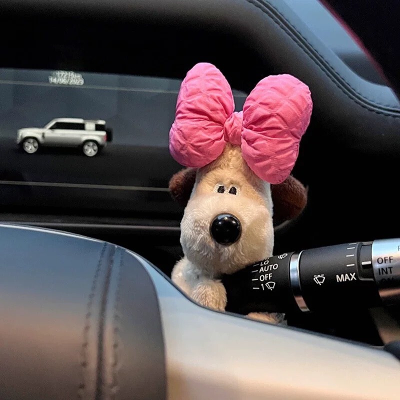 Turn Signal Car Ornament Dog Plush Doll Car Dashboard Decoration Figurine Wiper Pilot