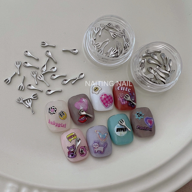 INS Han Feng Short Armor Mini Cute Tableware Fork Spoon Wear Armor Decoration Accessories Alloy Metal Nail Sticker