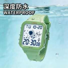 LASIKA厂家直供爆款跨境电子表 学生表 时尚方形太空人夜光防水表