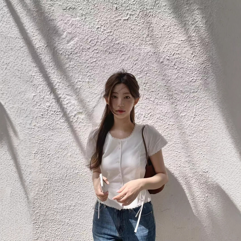 Now Available: Korean Designer Zaen*O Lace Short-Sleeve Shirt, Korean-Style Women's Fitted Waist-Cinching Tie Slimming Shirt