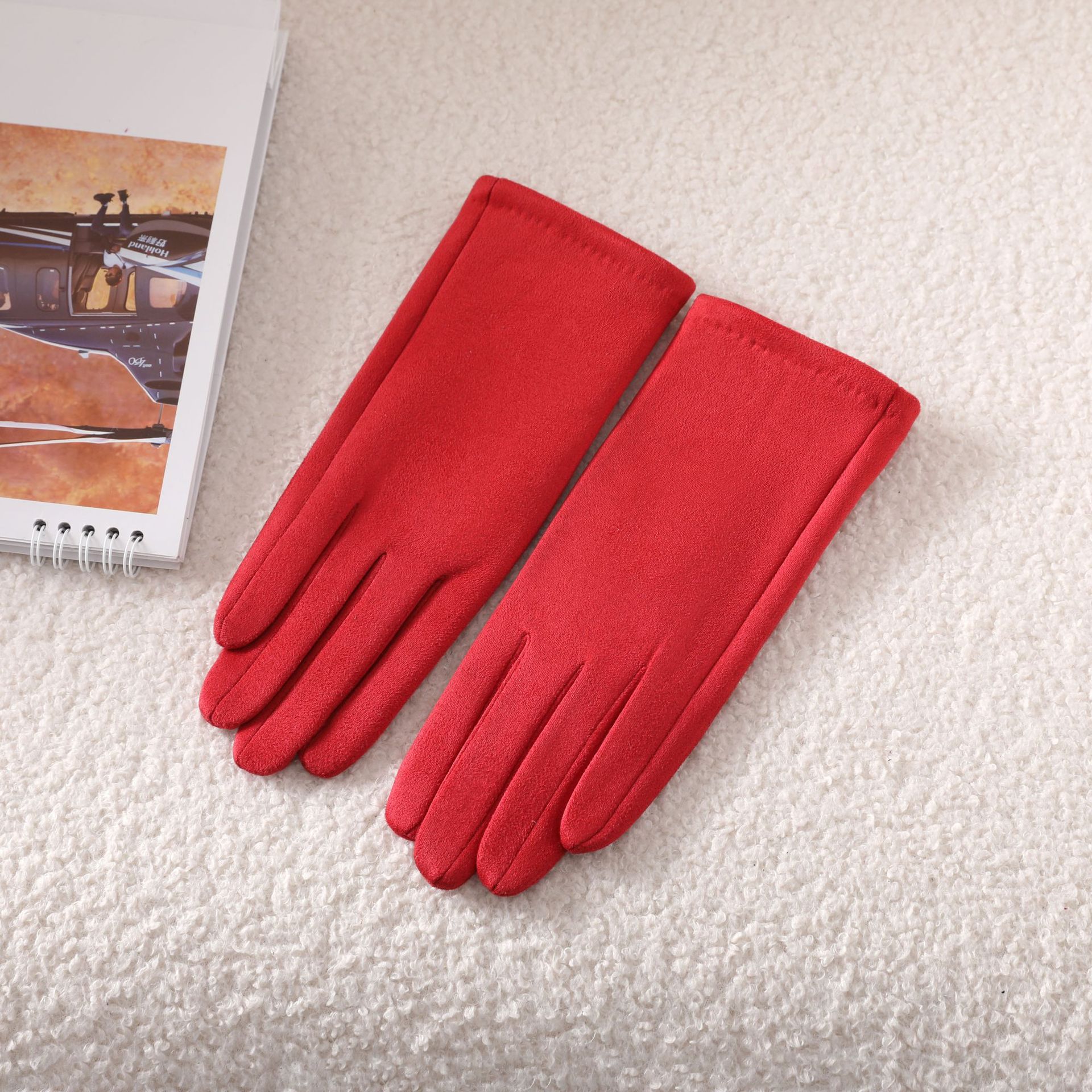 Japón y Corea del Sur simple viento sólido guantes de terciopelo de gamuz al aire libre calentamiento ciclismo a prueba de viento pantalla táctil guantes al por mayor