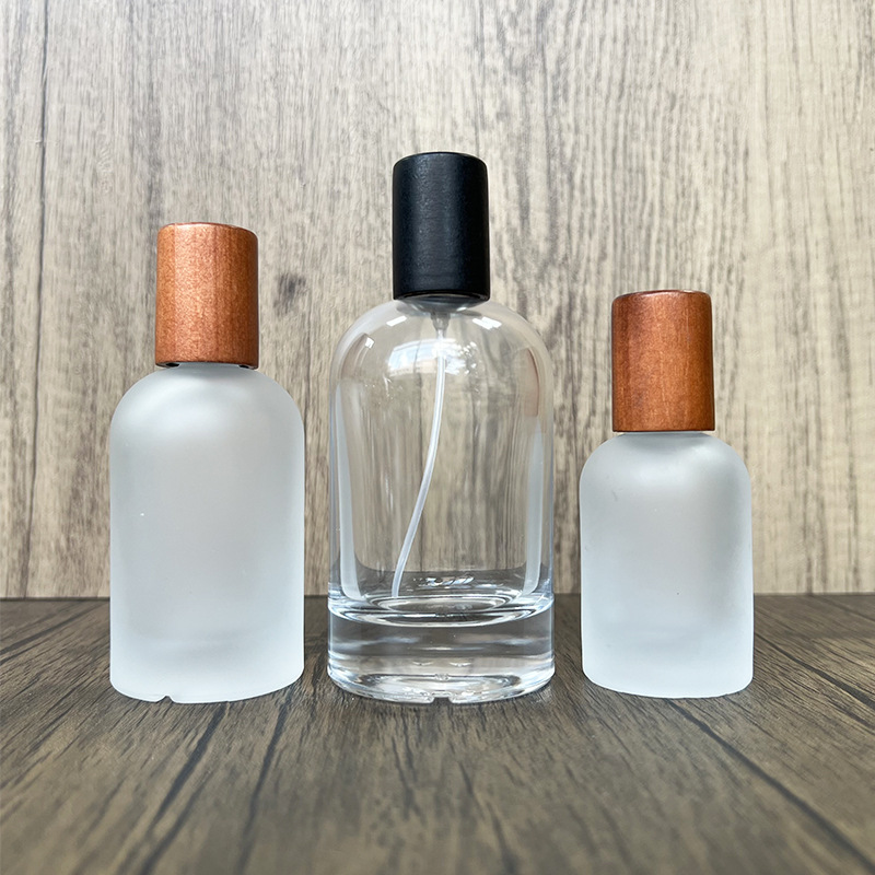 现货30ml50ml100ml简约圆瓶可定logo便捷玻璃分装香水空瓶/喷雾瓶