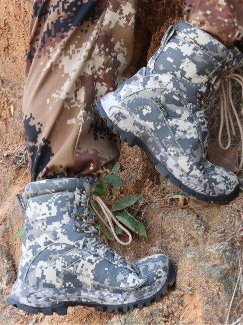 Fábrica de botas de combate al aire libre de otoño y invierno, botas tácticas altas y altas, botas de arena para hombres y mujeres image 3