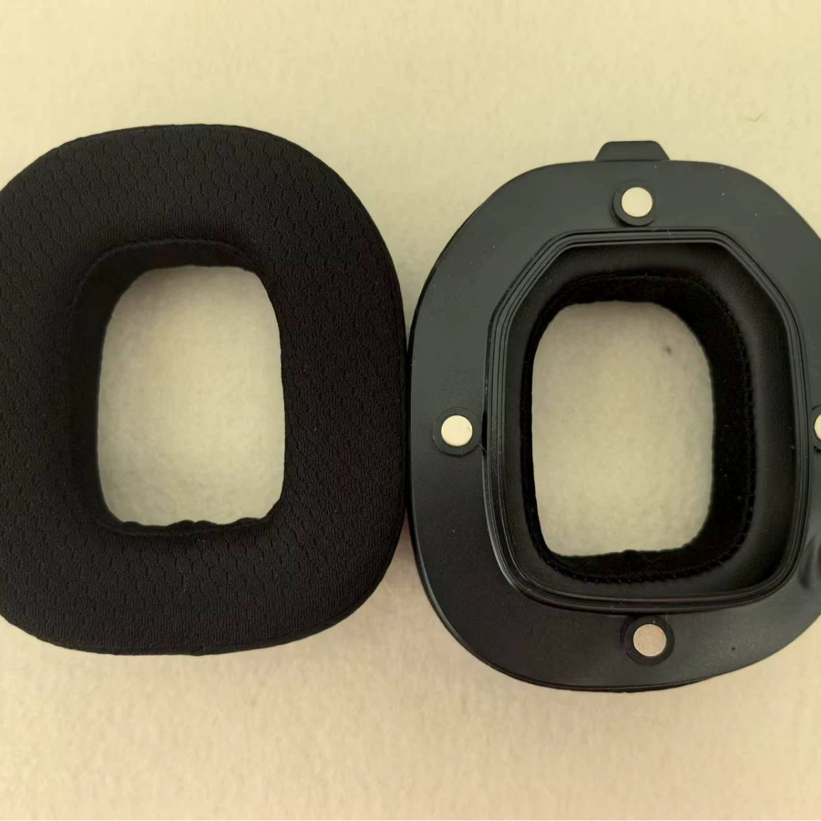 Suitable for Logitech A40 Headphone Cover A40Tr Ear Pads Magnetic Buckle Full Network Sponge Pad Headphone Accessories