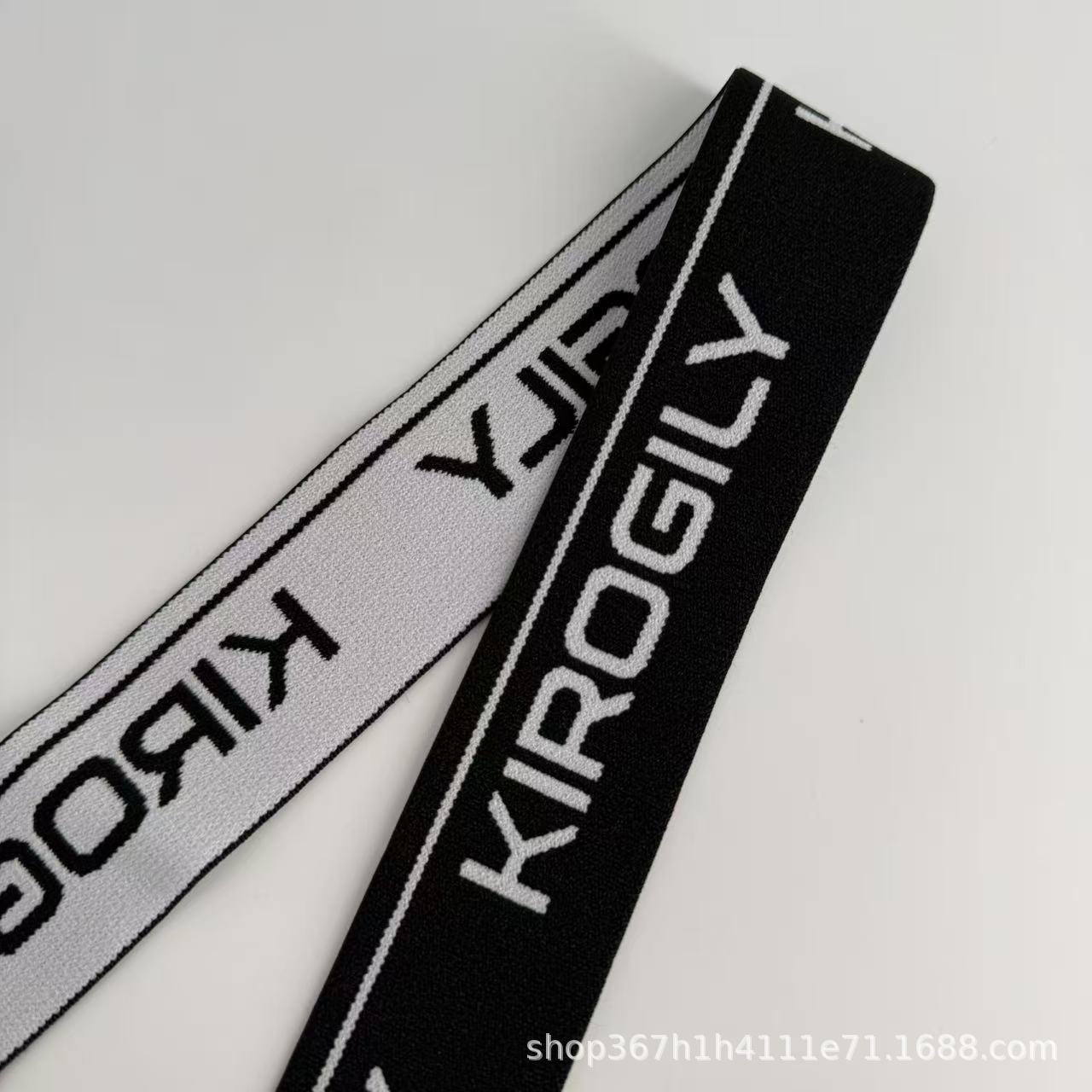 98207f6d22992a74e38d7ff20d9ac9