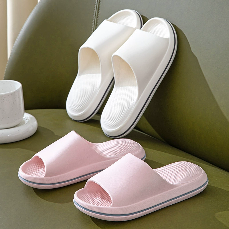 Новые летние сандалии для женщин и мужчин, мягкие сандалии с толстой нескользящей подошвой для ванной и домашнего использования, домашние тапочки для пар.