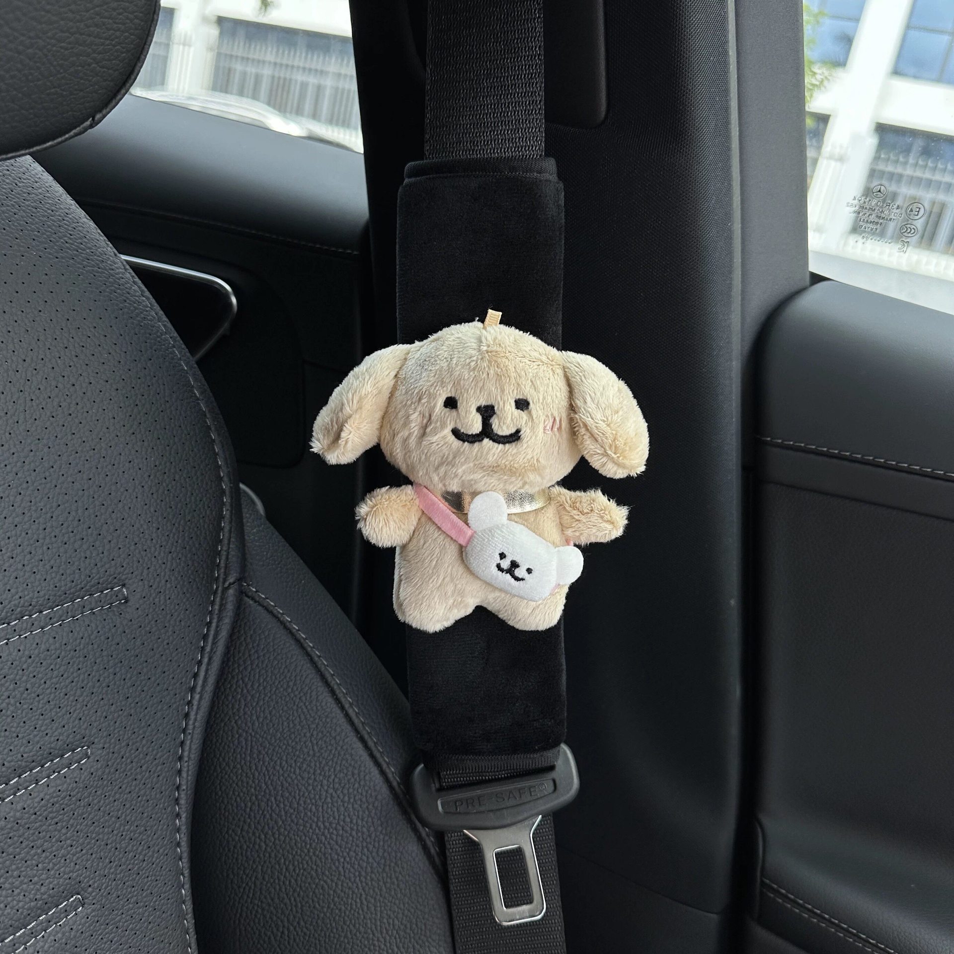Line Art Puppy Car Seatbelt Shoulder Pad Car Anti-Strangling Protective Cover Car Interior Accessories Plush Doll