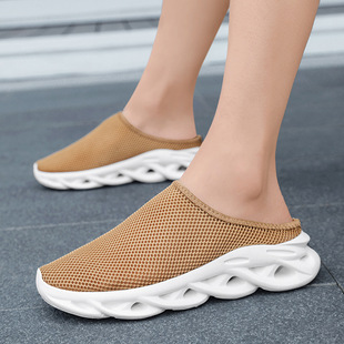 Cross-Border Outdoor Closed-Toe Slippers Trendy Men's Size 45 Summer Mesh Casual Fly-Knit Sports Half Slippers Size 46 Large Sandals Men
