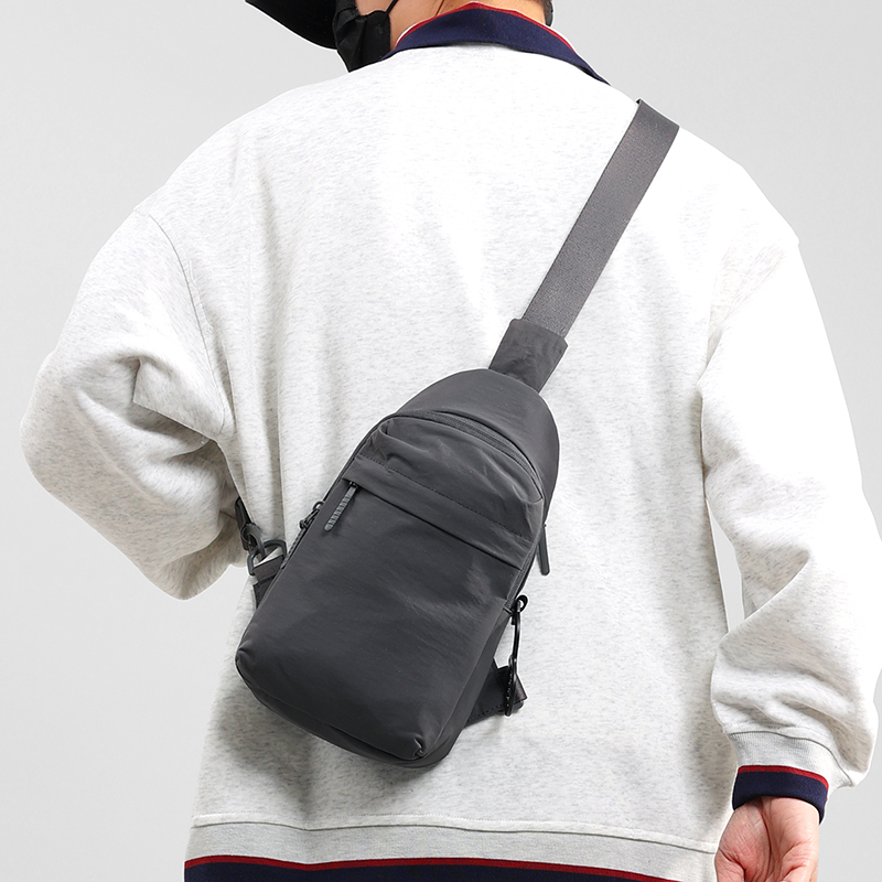 Multifunctional Men's Chest Bag, Outdoor Sports Cycling Bag, Daily Soft Bag, Travel Bag, Men's Bag for Work and Commuting, Crossbody Bag