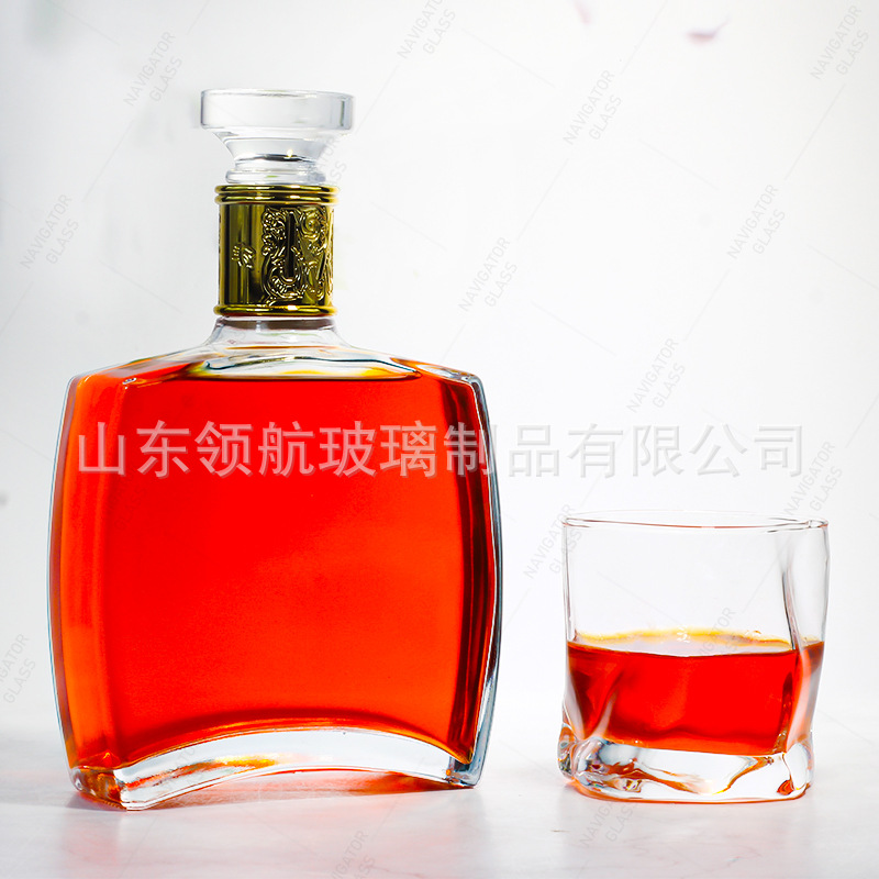 厂家定制晶白料高端瓶玻璃瓶透明瓶白兰地伏特加威士忌酒瓶空酒瓶