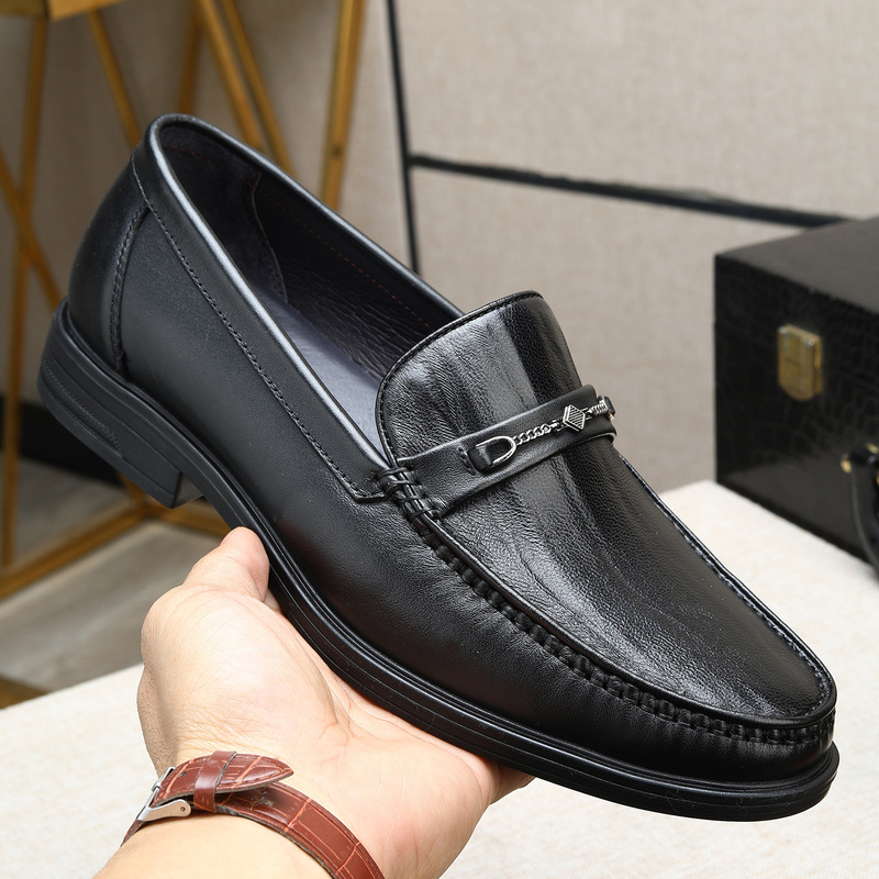 Soft Leather Embossed Men's Business Leather Shoes 2026 Spring New Style Low-Heeled Loose, Comfortable and Breathable Genuine Leather Professional Work Shoes