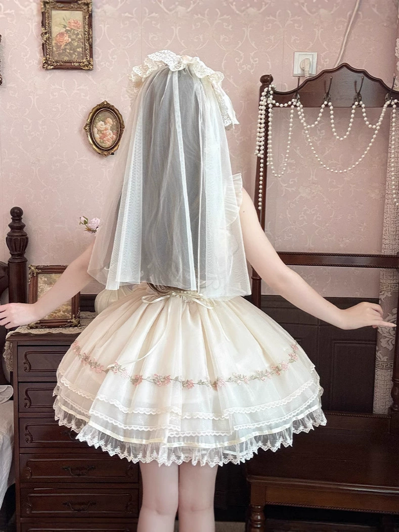 Лолита летнее платье (женщины) Фит-бюстье, оборочная юбка, короткий рукав-«пуф» - размер S/M/L