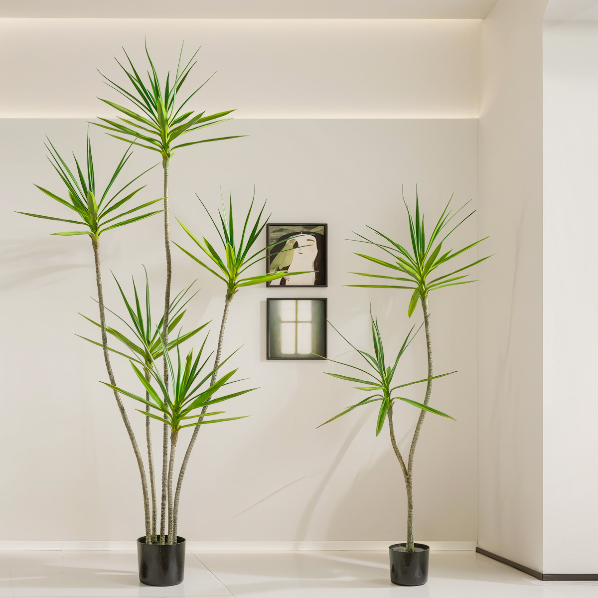 Simulación de plantas verdes Sentimiento avanzado Tequila Árbol falso Planta en maceta Sala de estar Entrada Luz de alta gama Decoración de interiores de lujo Plantas