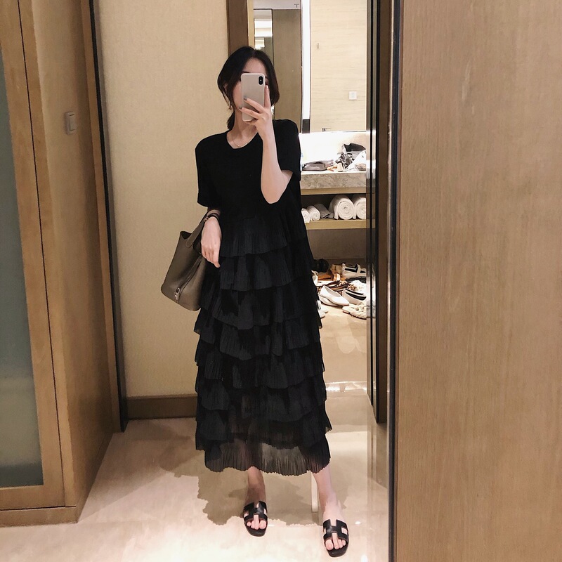 50319 # Summer New Style/Korean Elegant Retro Design Slim-Fit Cake-Style Little Black Dress with Round Neck and Short Sleeves 50319 # Summer New Style/Korean Elegant Retro Design Slim-Fit Cake-Style Little Black Dress with Round Neck and Short Sleeves