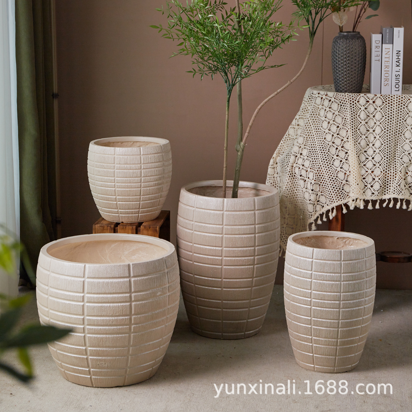 Nuevo estilo nórdico de alta sensación de magnesio de barro creativo en relieve de alta profundidad maceta interior centro comercial helechos verdes maceta especial