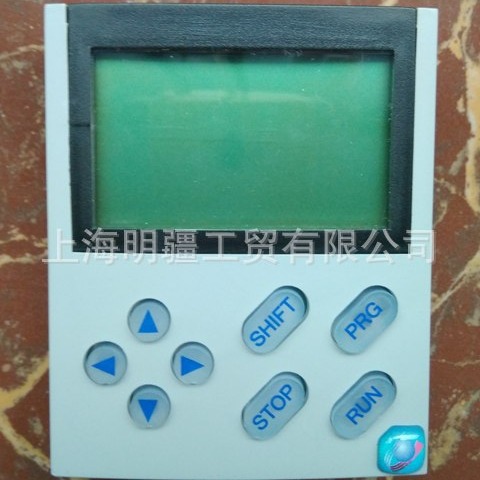 EMZ9371BC  ，库存现货全新原装正品 Lenze 伦茨  面板 13152727