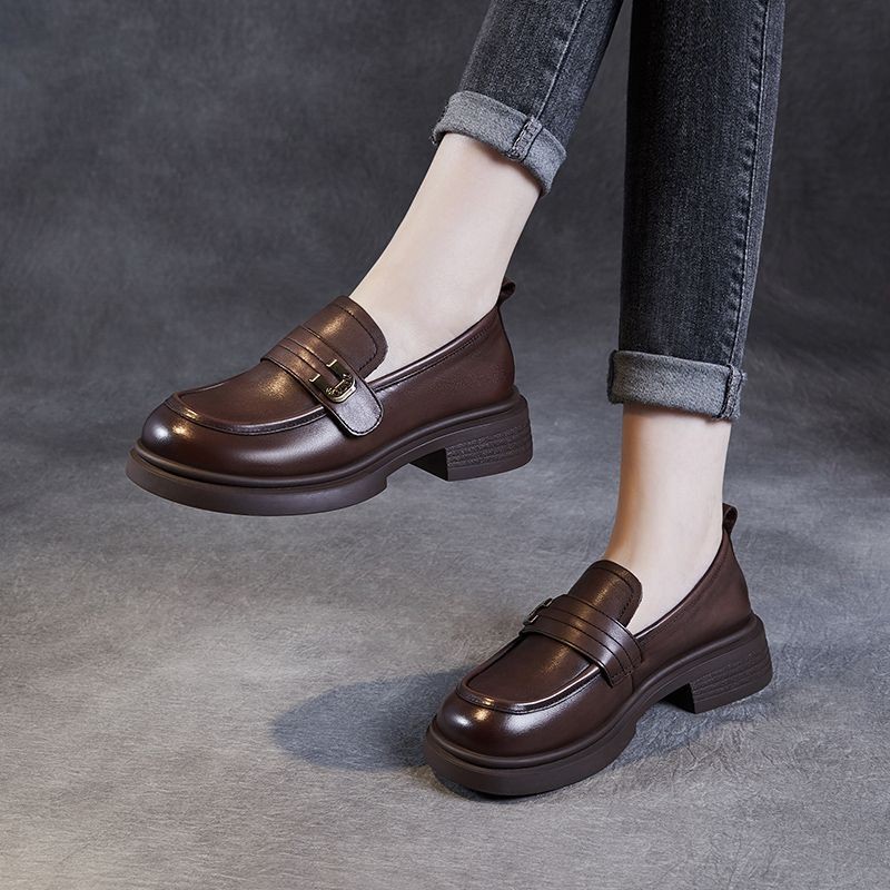 2026 nuevos zapatos de primavera plana Lefour estilo británico Baidu viaje negro zapatos de cuero de suela gruesa mujer