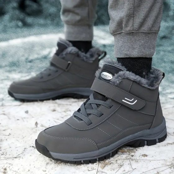 New Elderly Shoes Men's Autumn and Winter High-top Velvet Thickeneded Cotton Shoes Sports Non-slip Walking Shoes Mom Snow Boots Couple