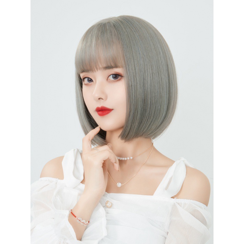 かつらの女性のショートヘアboboおばあさんの灰色の波の頭の丸い顔のネットの赤い髪のカバーの全体の頭のカバーの空気の前髪のストレートな髪の自然|undefined