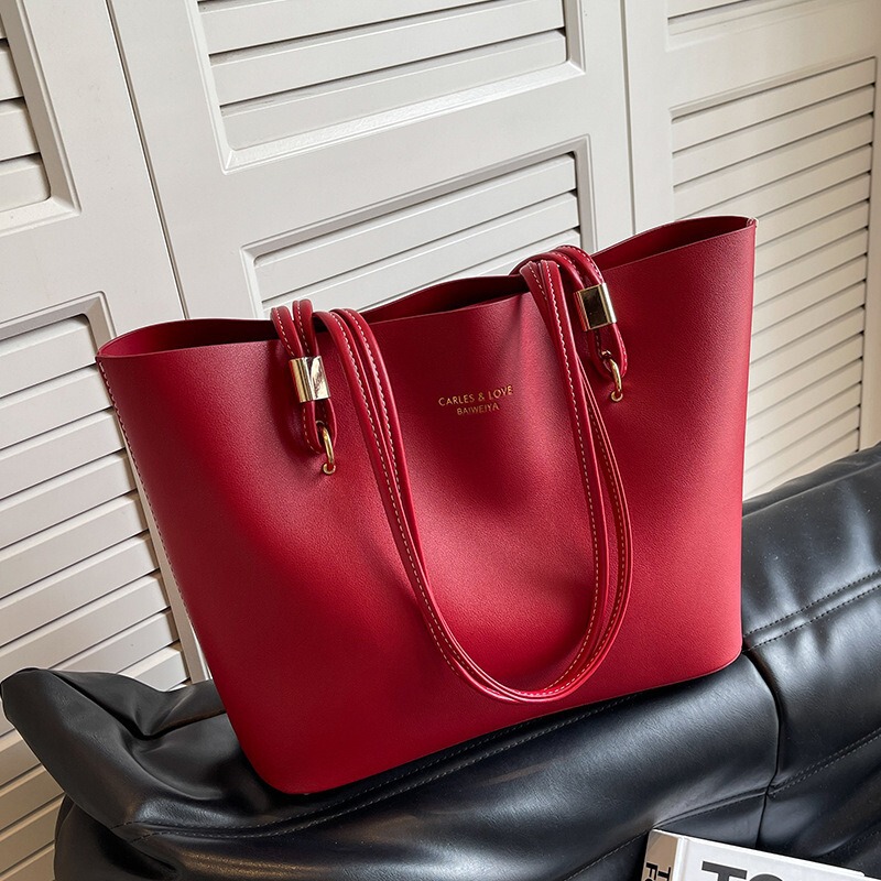 2025 New Hand Tote Bag Large Capacity Solid Color Simple Shoulder Bag Casual All-match Light Luxury Women's Underarm Bag
