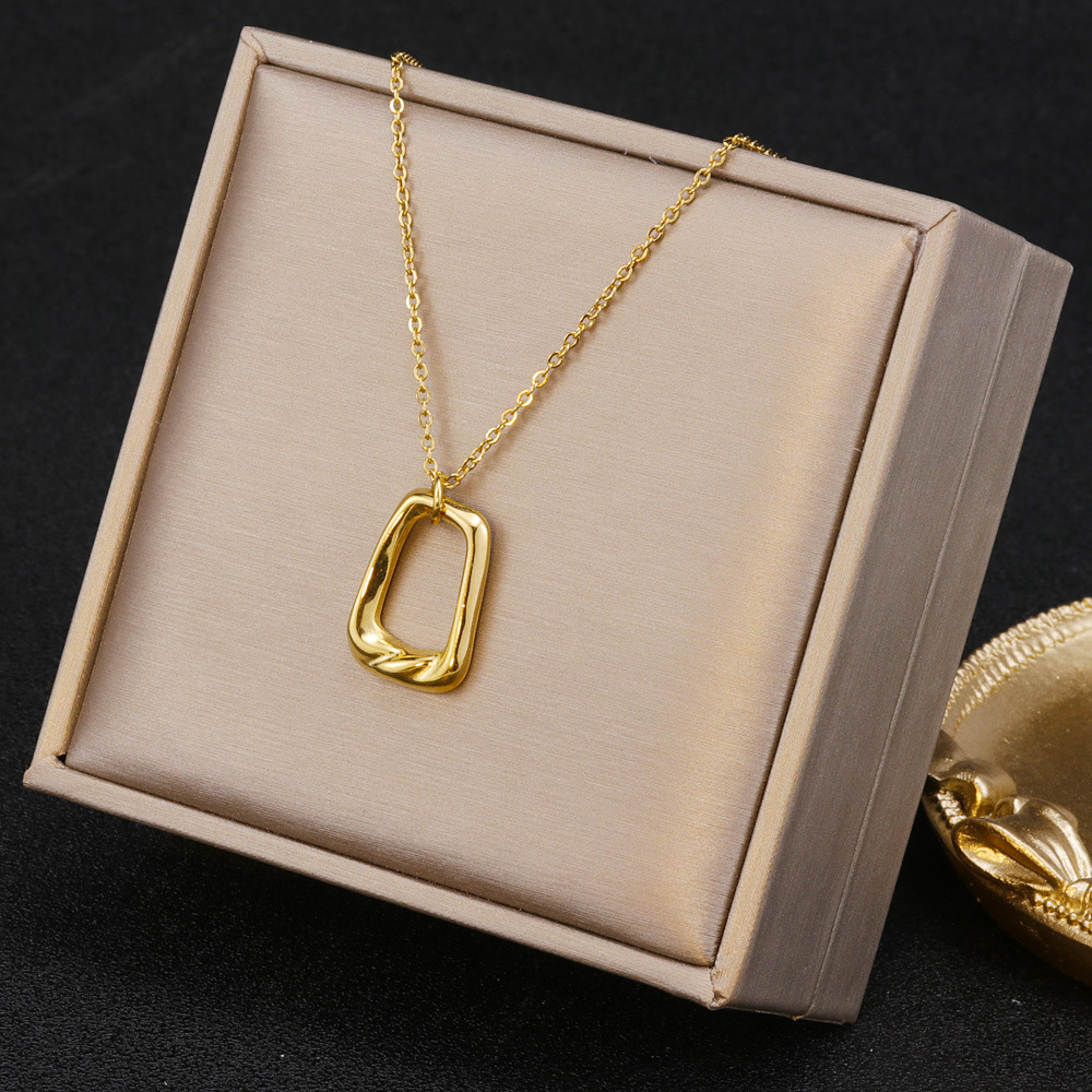 Simple Style Moon Heart Shape Stainless Steel Plating Pendant Necklace 1 Piece