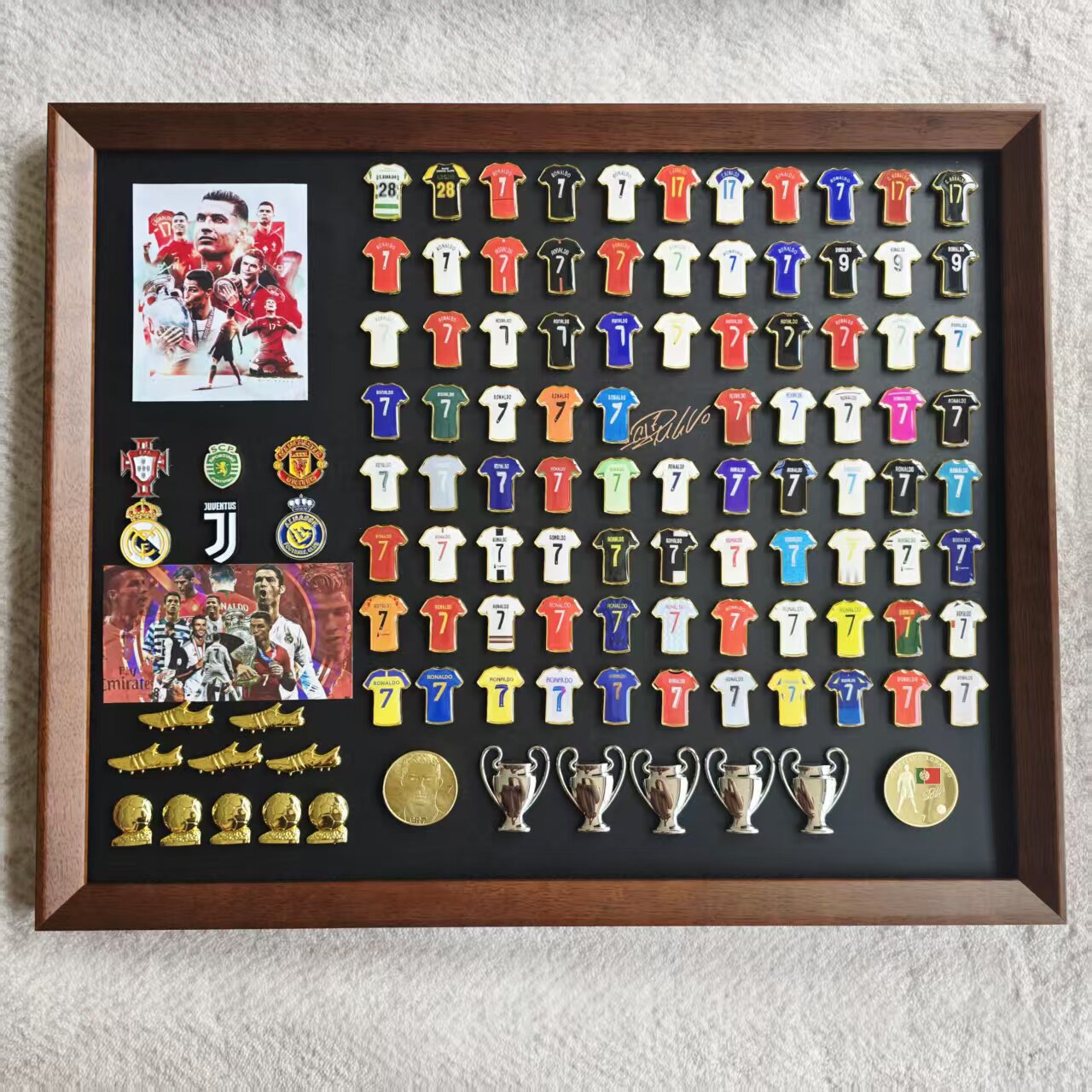Messi Ronaldo camiseta insignia marco de madera sólida recuerdos de fútbol hechos a mano alrededor del cumpleaños del novio Regalo del festival de Qixi image 35