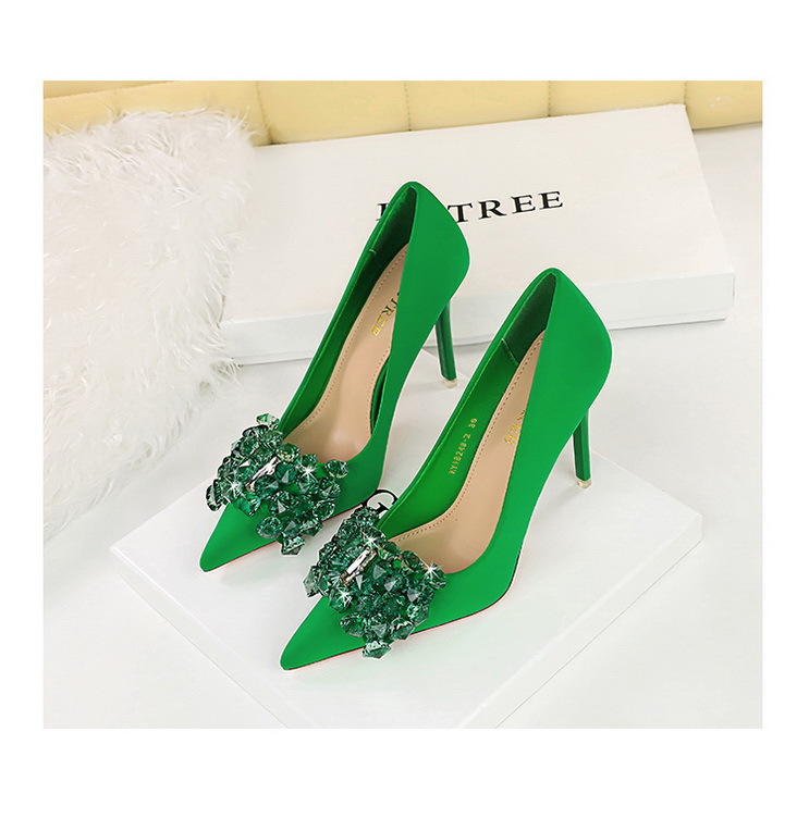 High Heels Women's Satin Pointed Court Shoes For Wedding Parties_voghion.com