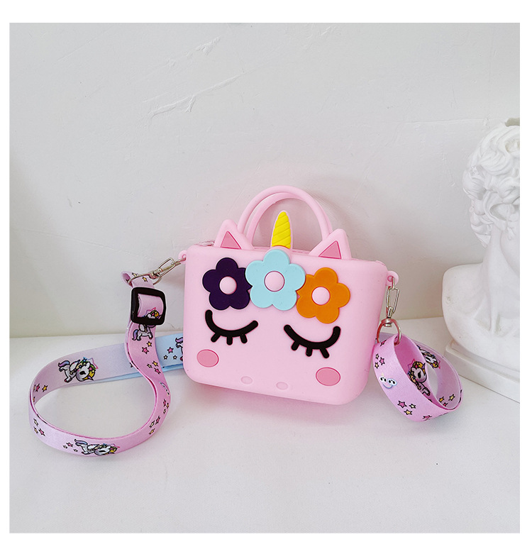 90g Weight Nylon Lining Material Zipper Closure Type Single Shoulder Strap Strap Type Animal Pattern White, Pink, Red Color Cute Cartoon  Silicone Bag 36
