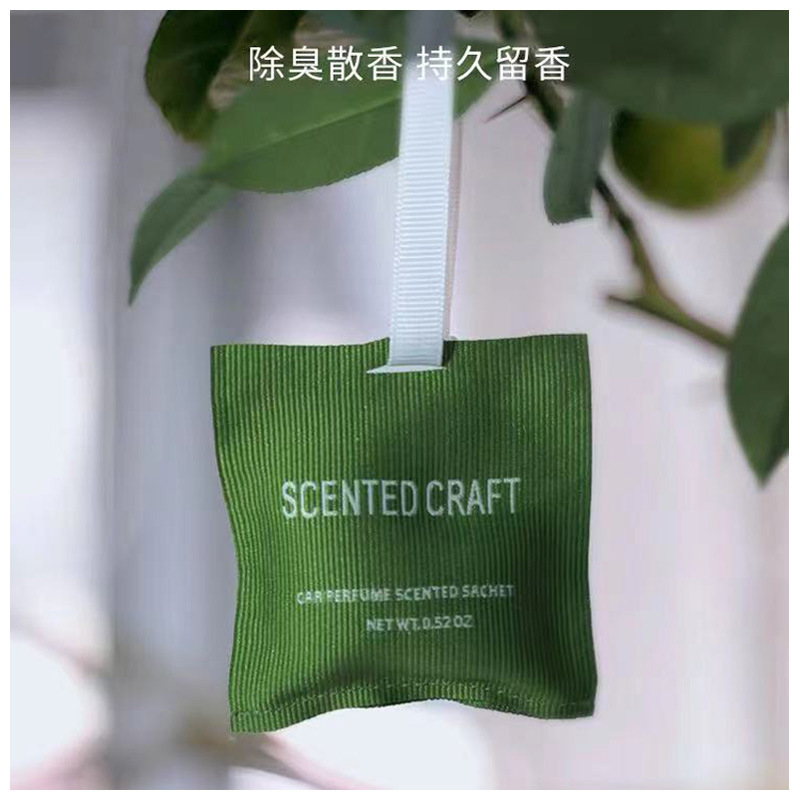 Hot-selling Car Aromatherapy Air Outlet Ornaments Women's Perfume Pendant Special Lasting Fragrance Bag Herbal Tea Fragrance