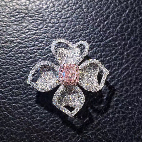 AliExpress fashion luxury light luxury group set pink diamond ring for women four-leaf clover flower European full diamond ring