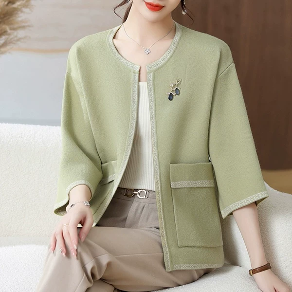 5155 emerald green