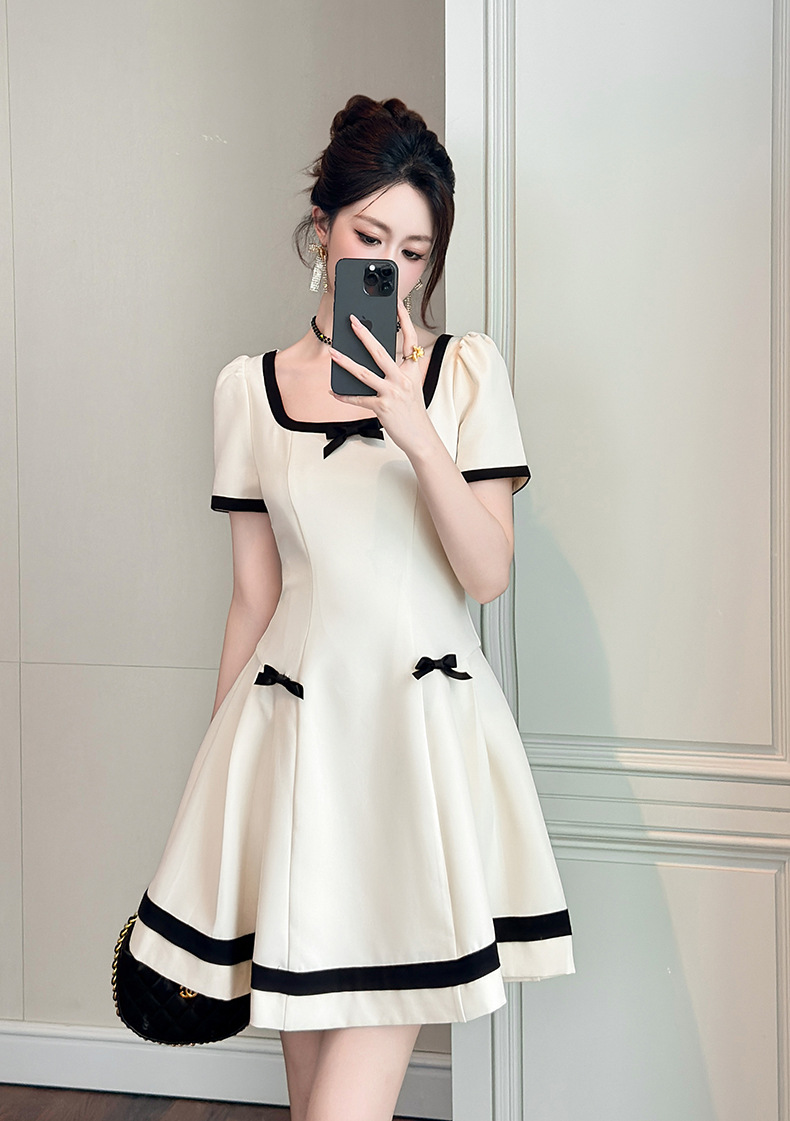 Váy thắt nơ cổ vuông thanh lịch dáng chữ A thắt eo — mơ chi tiết 5