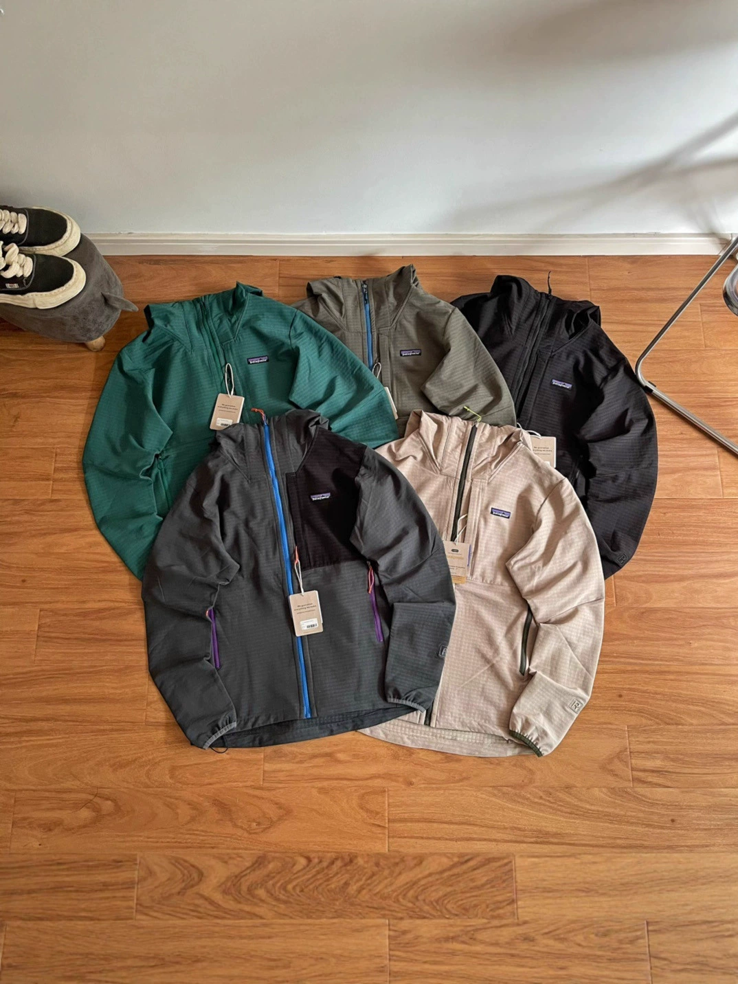 Толстовка Pata Bata M's R1 TechFace Hoody для активного отдыха, мягкий внешний слой, куртка на молнии с капюшоном