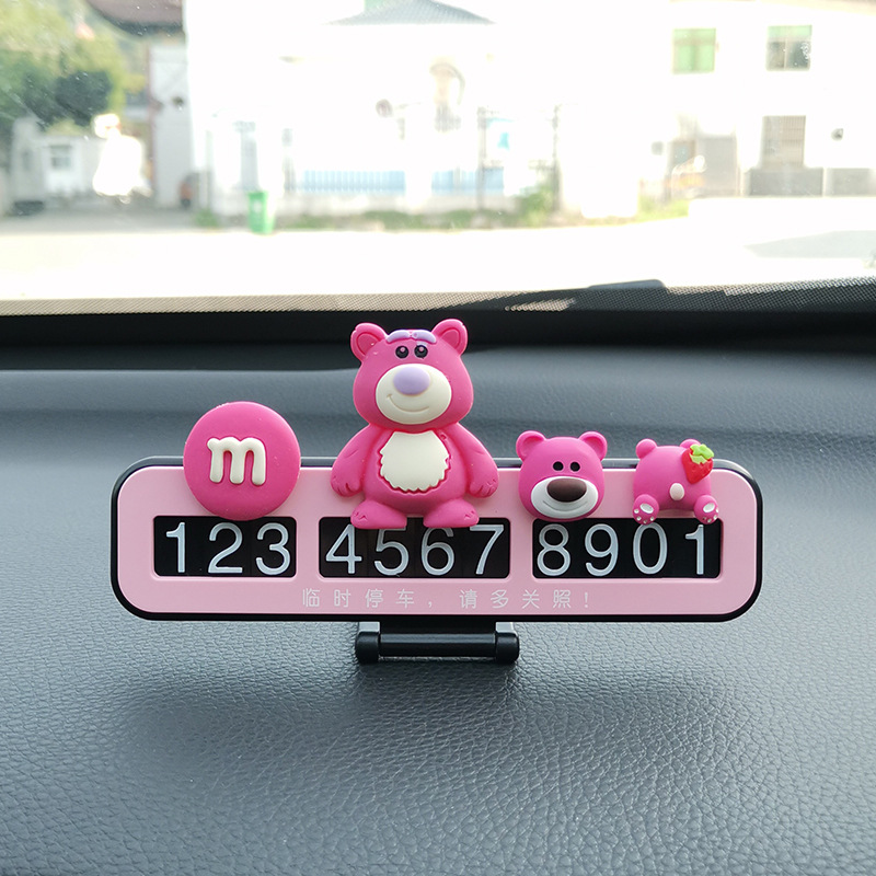 Pantalla del automóvil Consola central Espejo retrovisor Decoración de automóviles Ornamento de fresa Oso Decoración de automóviles eléctricos Pequeñas piezas de mujer