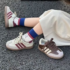 本革の子供の阿甘靴2025新型春秋モデルのカジュアルな女の子の板靴の通気性の男の子の白い靴の運動靴