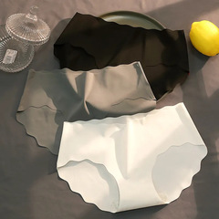 Wholesale one-piece ice silk underwear for women, seamless mid-waist, quick-drying, breathable, wavy, hip-lifting, tummy-tightening briefs 313