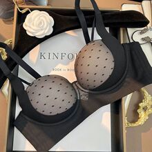 ��ʽ���cŮС�ؾ۔n�@����o�Ȧ����ܛ֧�η��´��ٽz�뱭����