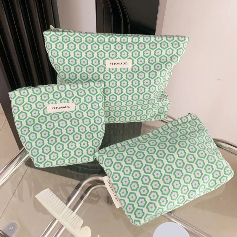 Cross-border Large Capacity Cosmetic Bag Green Window Grilles Skin Care Storage Bag Canvas Travel Wash Bag Clutch Bag Inner Bag Cross-border Large Capacity Cosmetic Bag Green Window Grilles Skin Care Storage Bag Canvas Travel Wash Bag Clutch Bag Inner Bag