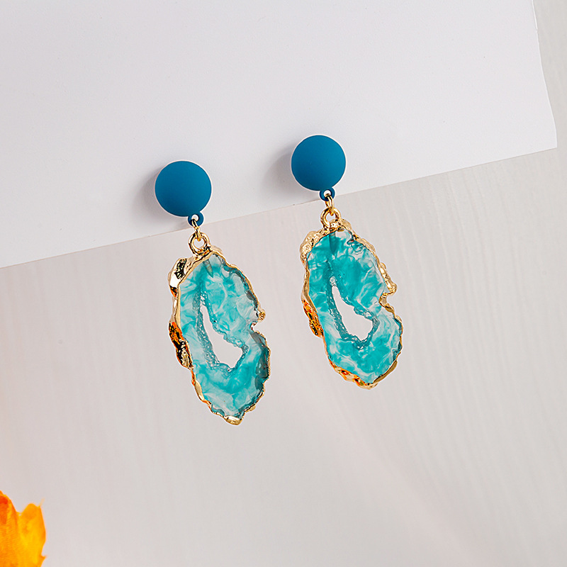 Fashion Vintage Earrings Geometric Blue Simple Alloy Earrings display picture 2