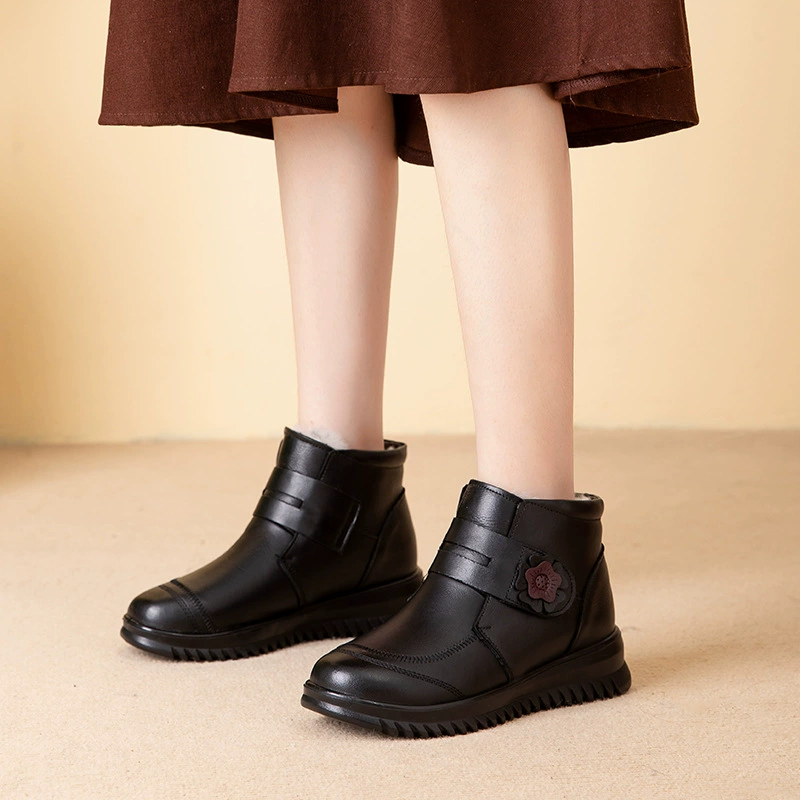 Новая воловья кожа мама хлопчатобумажная обувь настоящая шерстяная мягкая подошва нескользящая наклейка для пожилых женщин липучка женская обувь фабрика прямых продаж оптом