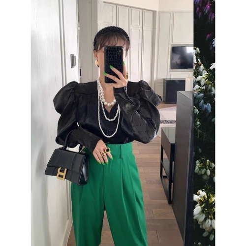 European and American light luxury fashion multi-layer pearl necklace for women, Korean version simple long-style versatile decorative sweater chain accessory