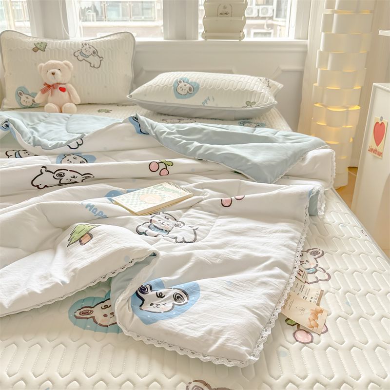 Estera de látex de seda de hielo de verano Juego de cuatro piezas de edredón fresco de verano 2025 nuevo edredón de aire acondicionado cama de dormitorio juego de cuatro piezas de edredón de verano