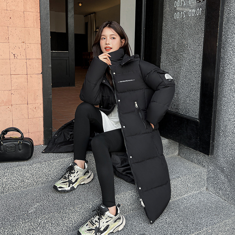 롱 레드 다운 코튼 코트 여성 겨울 2024 새로운 패션 웨스턴 스타일 두꺼운 빵 코트