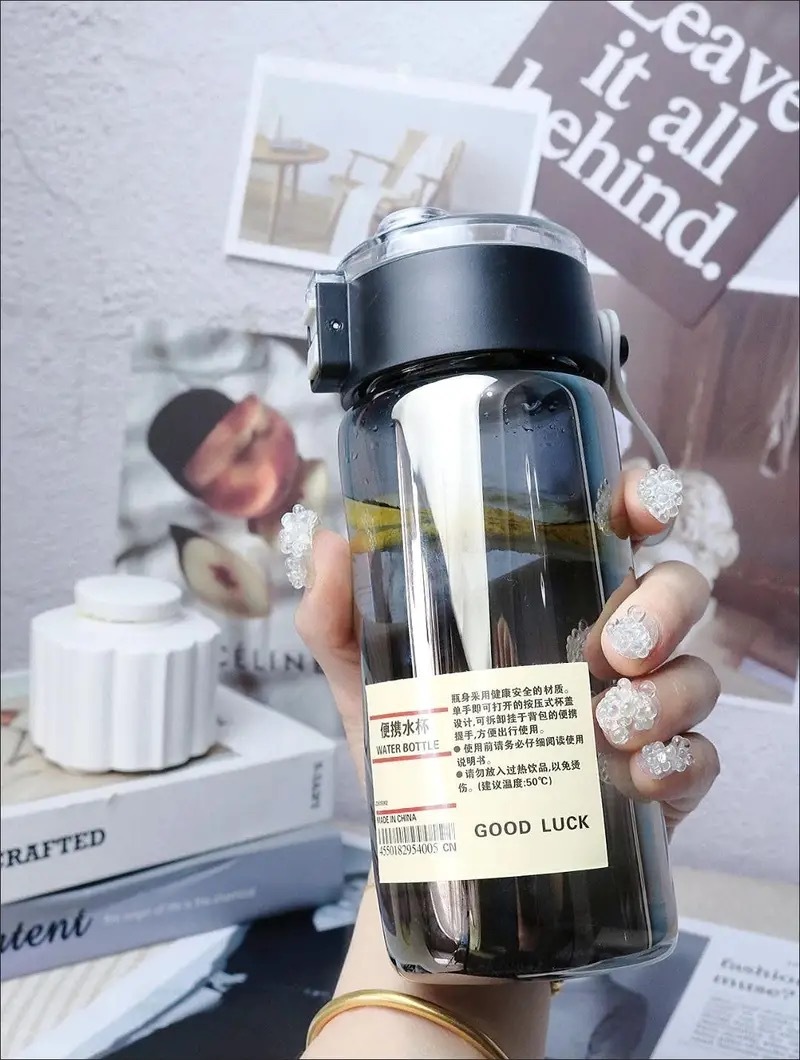 h2uTiviiztSHn2aJjQ1bWpfBj3lAmjWIc+2D