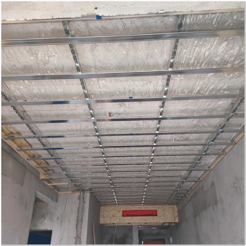 商场走廊吊顶石膏板普通的 石膏板扣板吊顶