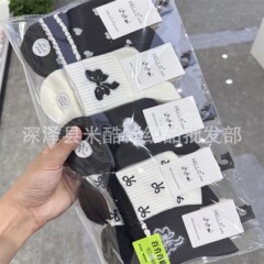 秋冬新款女士中筒棉袜 韩版ins潮百搭字母卡通学院可爱运动袜批发