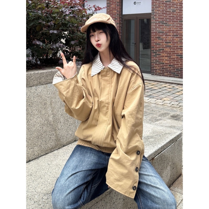 卡其色休闲高级感格纹拼接翻领外套女2026新款韩系流行百搭夹克