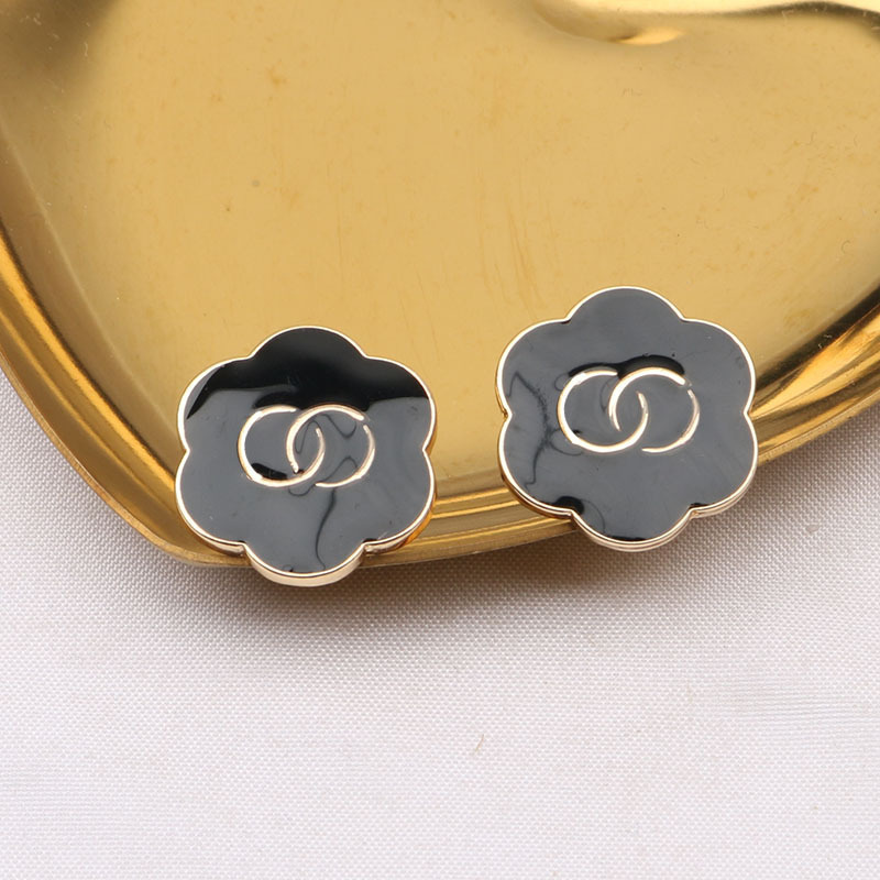 Flower Stud Earrings For Men And Women Titanium Steel Versatile_voghion.com