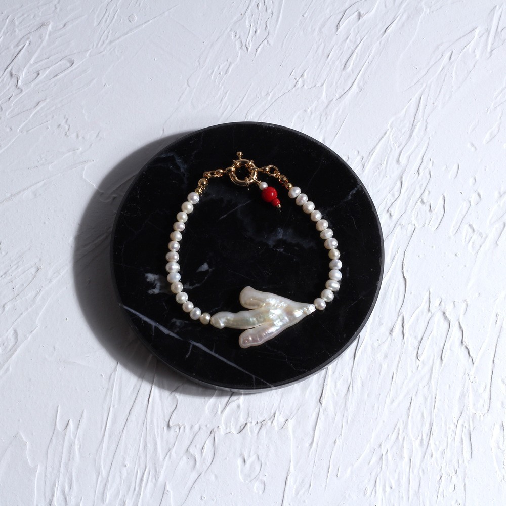 13739224915_1399847346